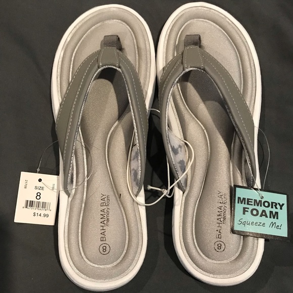 Shoes - New Flip Flops Size 8